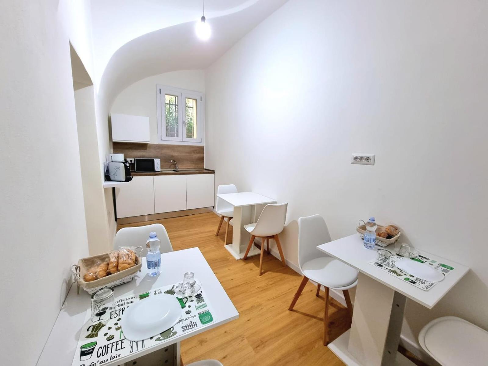 Morfeo B&B Σάσαρι Εξωτερικό φωτογραφία